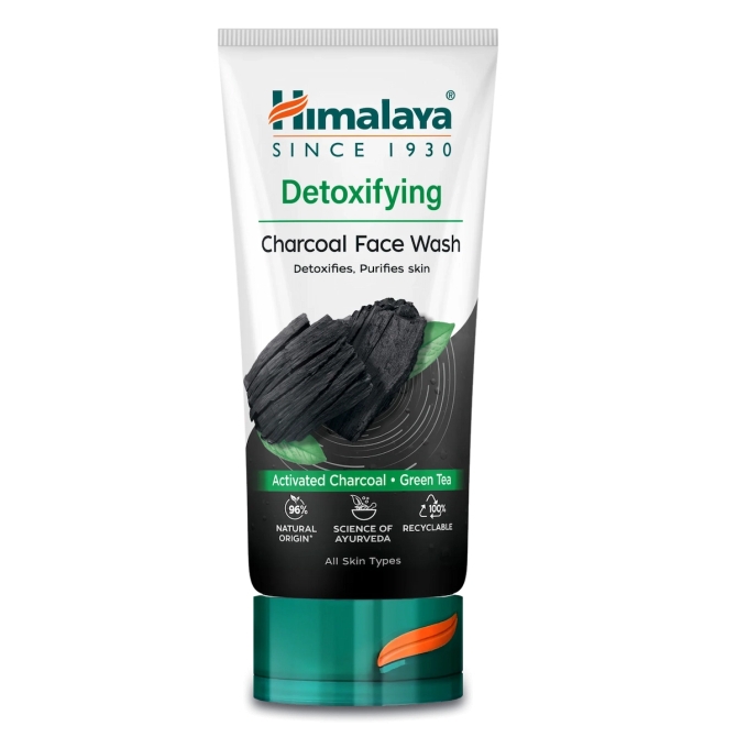 Detoxifying Face Wash with Activated Charcoal & Green Tea, Himalaya, 150 ml