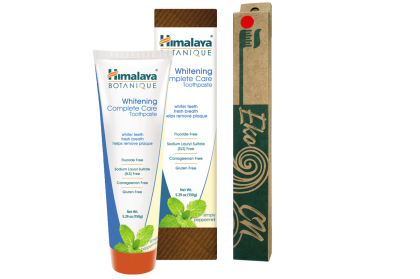 PROMO: Bamboo toothbrush for Adults + Whitening Complete Care Simply Peppermint