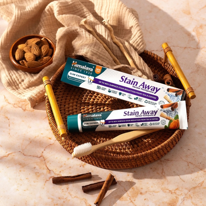 Stain - Away Toothpaste , Himalaya Wellness, 75 ml